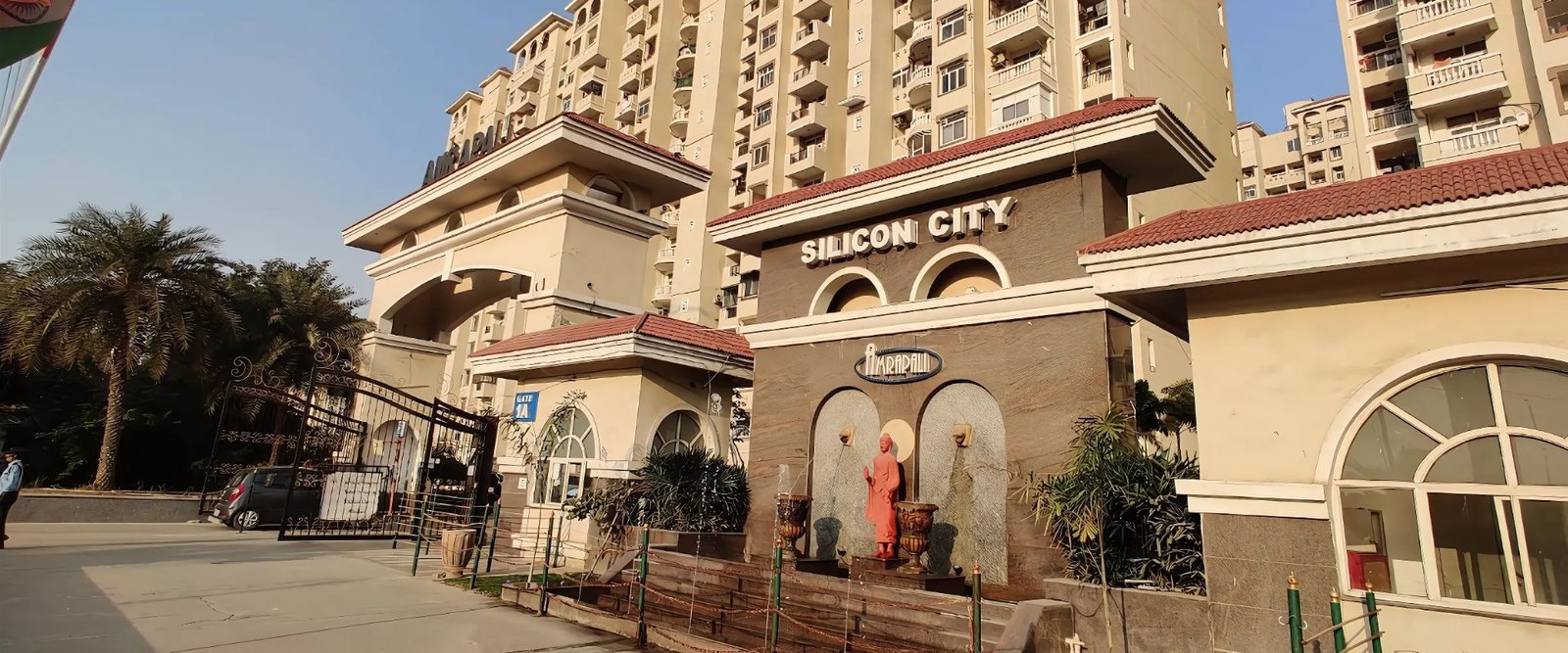 Amrapali Silicon City 1